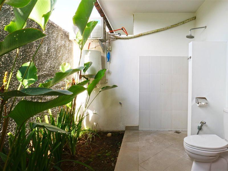 Pererenan Nengah Guest House Canggu エクステリア 写真
