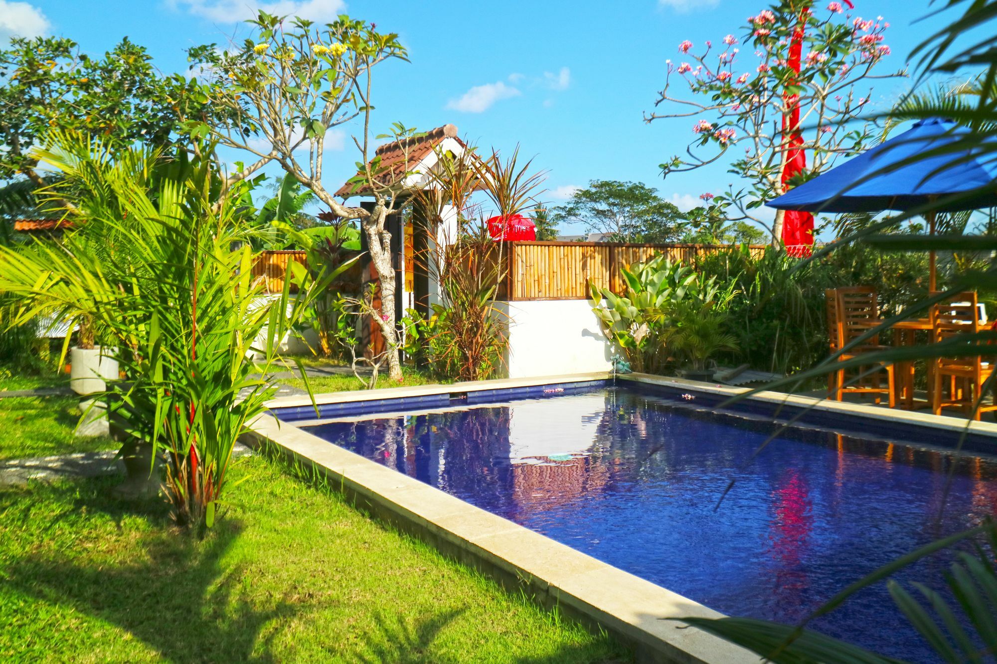 Pererenan Nengah Guest House Canggu エクステリア 写真