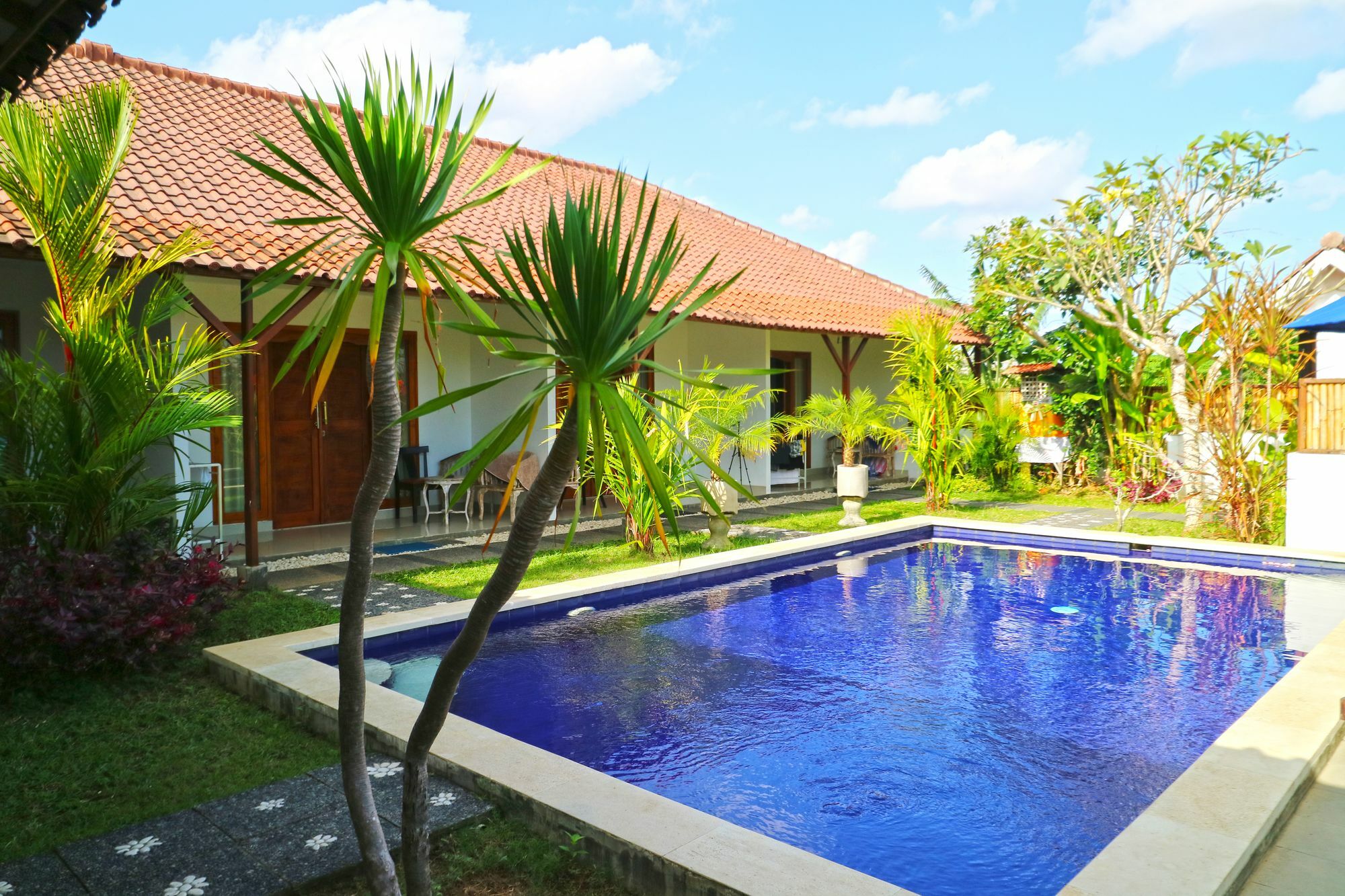 Pererenan Nengah Guest House Canggu エクステリア 写真